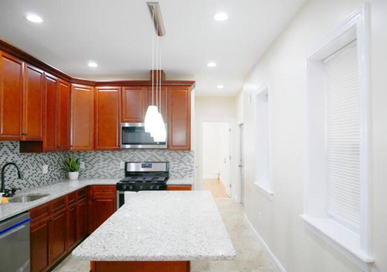 Newly Renovated Guest Rooms Near Transportation Philadelphia Exteriör bild