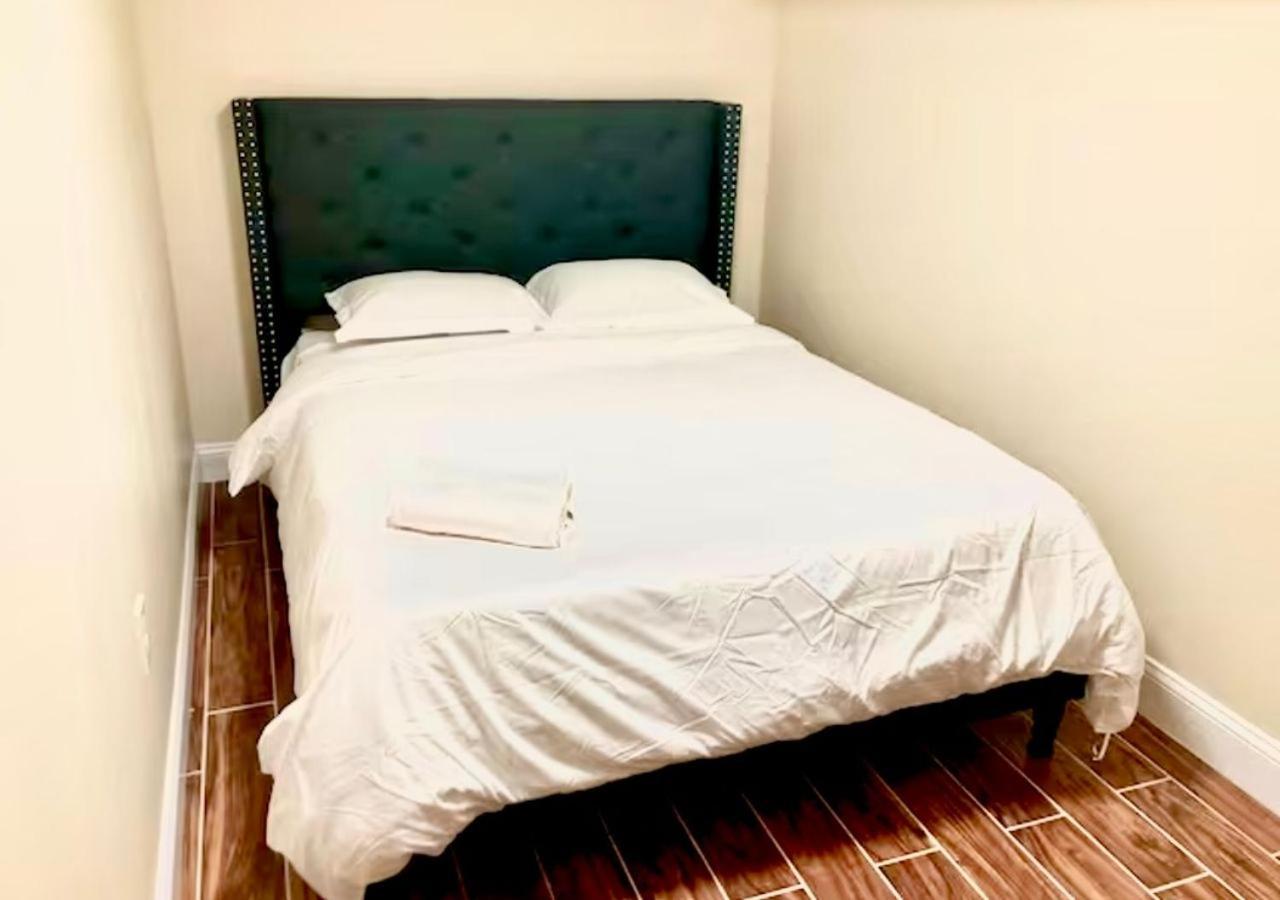 Newly Renovated Guest Rooms Near Transportation Philadelphia Exteriör bild